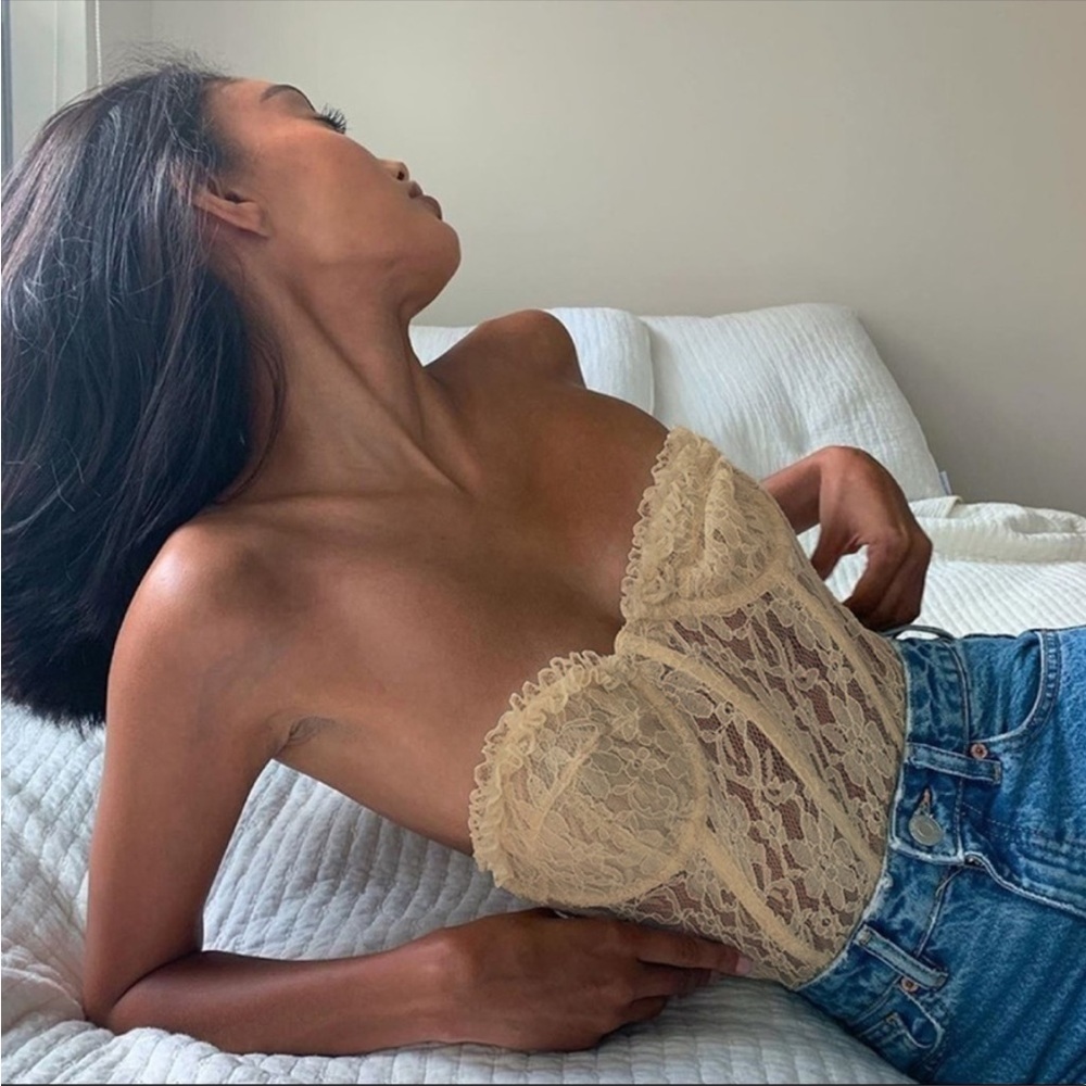 NWT (S) Cream/Beige Sexy Lace Mesh Corset Bustier Top